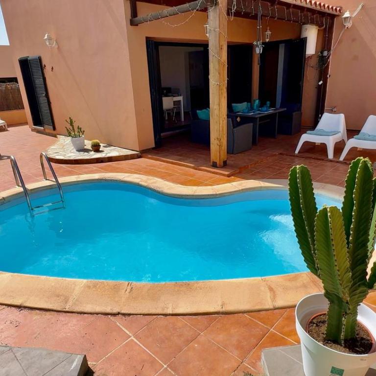 Dar Nur villa Ideal for Families, Couples, and digital Nomads with Private Pool BBQ Solarium - Villa con piscina privada - 7