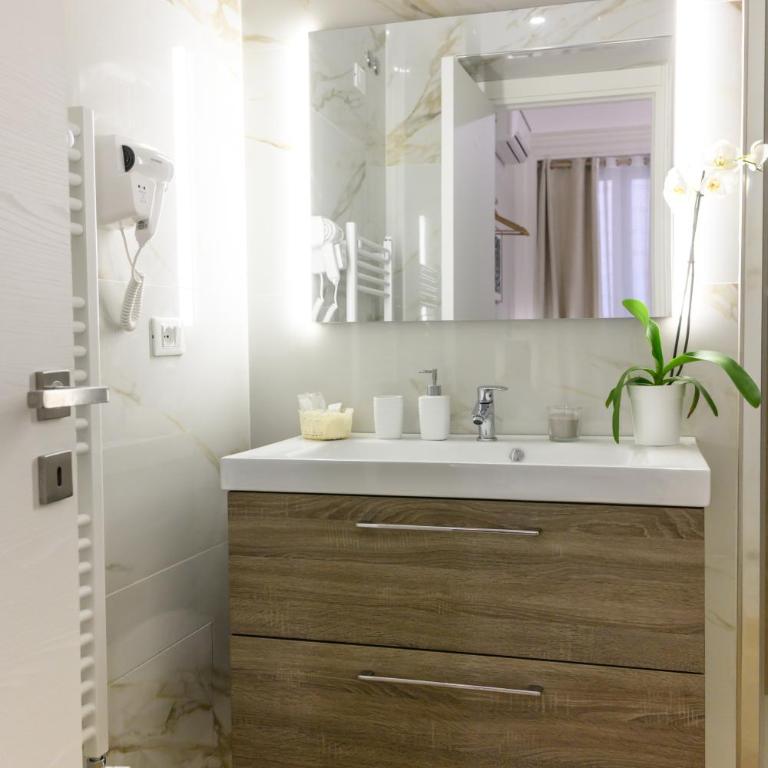 Oros rooms - Double Room with Private Bathroom - 4