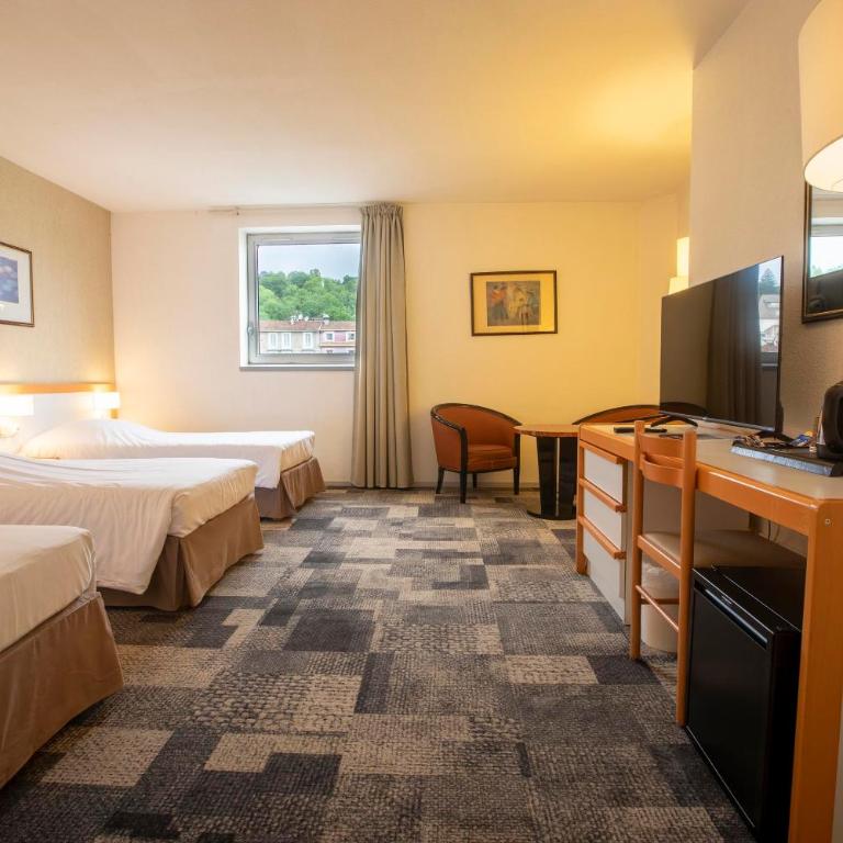 Hôtel Paradis - Chambre Triple - 5