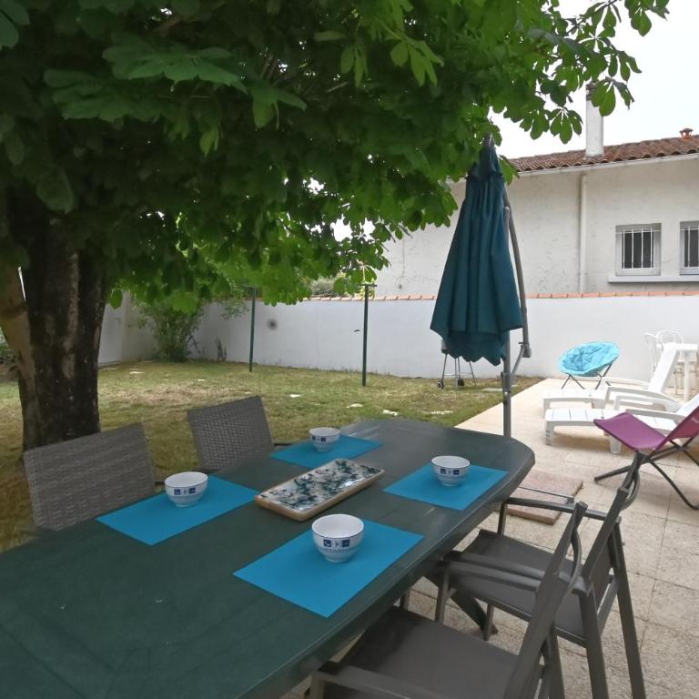 Sous le Marronnier - Maison pour 4 avec jardin - Maison 2 Chambres - 17