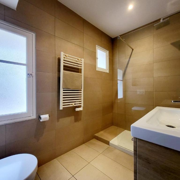 Le Sade 1er et Le Sade 2nd - 2 Appartements au coeur d'Antibes - Apartamento Deluxe de 2 dormitorios - 11