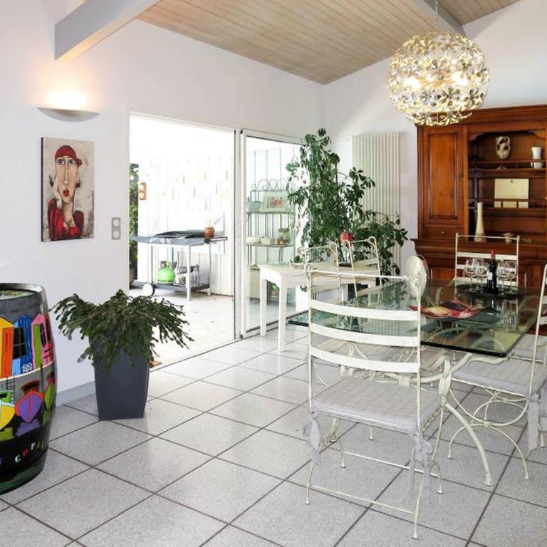 Villa Katy avec piscine, meublé de tourisme 3 étoiles - Three-Bedroom Villa - 12