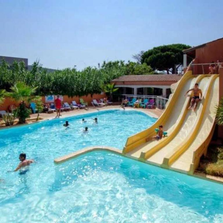 ZEcamping 3 parc aquatique piscine à 2km de la plage animaux acceptés - Casa Mobile con 1 Camera da Letto - 3