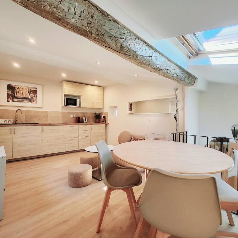 Les Haciendas - 5 logements dans le Viel Antibes - Appartement en Duplex - 1