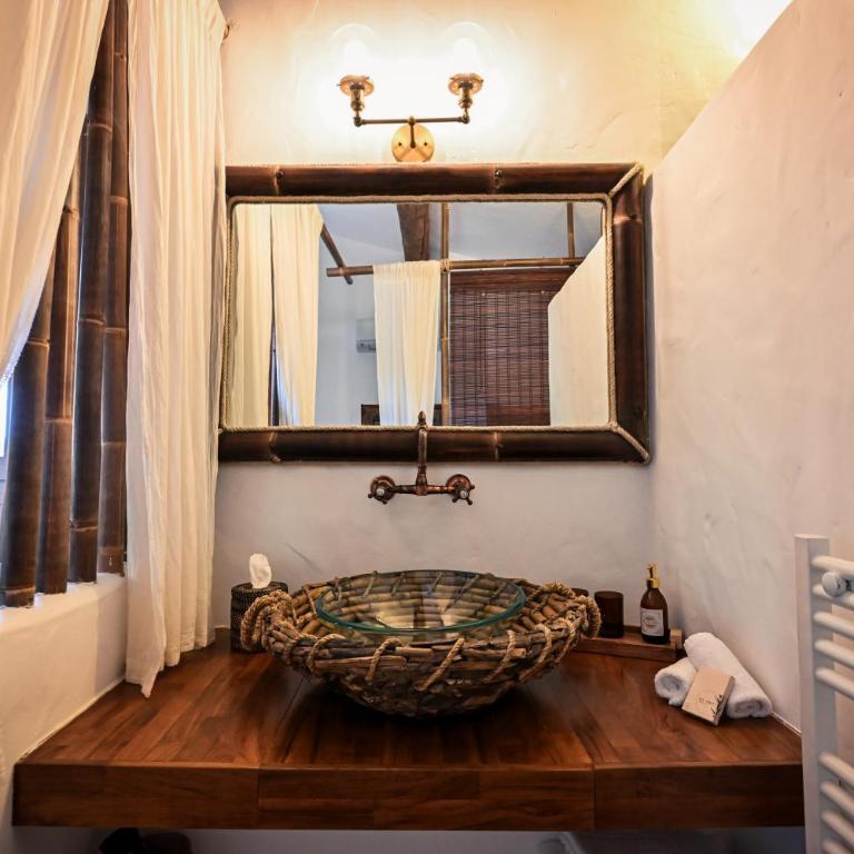 LES TERRASSES DE LORGUES - B&B de charme en Provence - Chambre Lit King-Size - Vue sur Jardin - 4