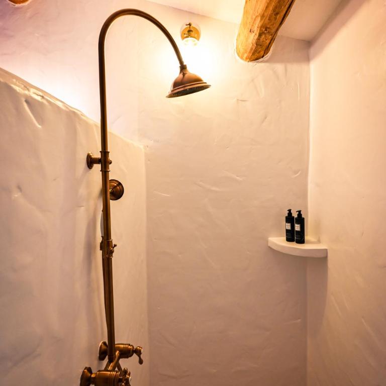 LES TERRASSES DE LORGUES - B&B de charme en Provence - Chambre Lit King-Size - Vue sur Jardin - 5
