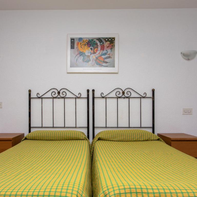 APARTAMENTOS CHINASOL (OFERTAS) - Apartamento con vistas a las montañas - 21