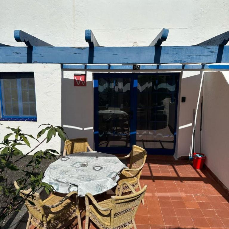 Sunny home in the center near the beach - One-Bedroom Apartment - 21