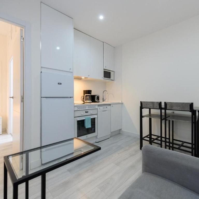 Nice temporary apartment in Madrid MDL92 - One-Bedroom Apartment - 29
