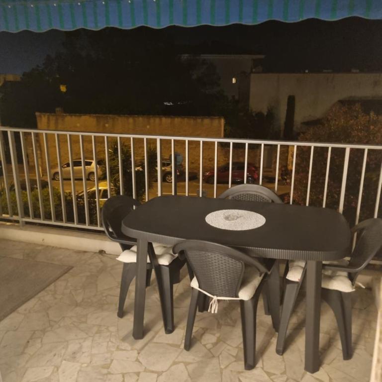Spacieux 2 pièces terrasse et piscine - Apartment mit 1 Schlafzimmer - 7
