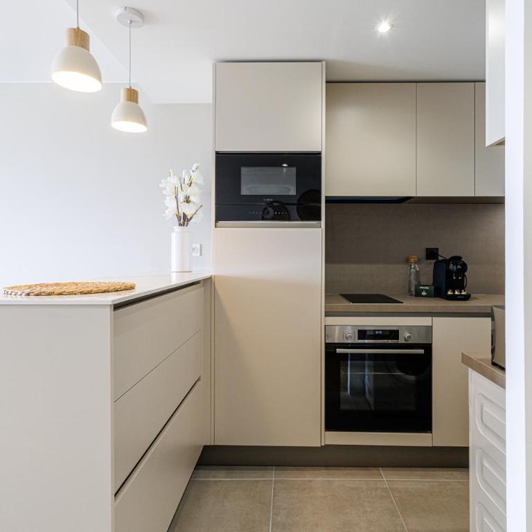 EP2A2 - Beautiful 1BDR with sea view - Swimming pool - AC - Parking - Apartment mit 1 Schlafzimmer, Meerblick und Terrasse - 19