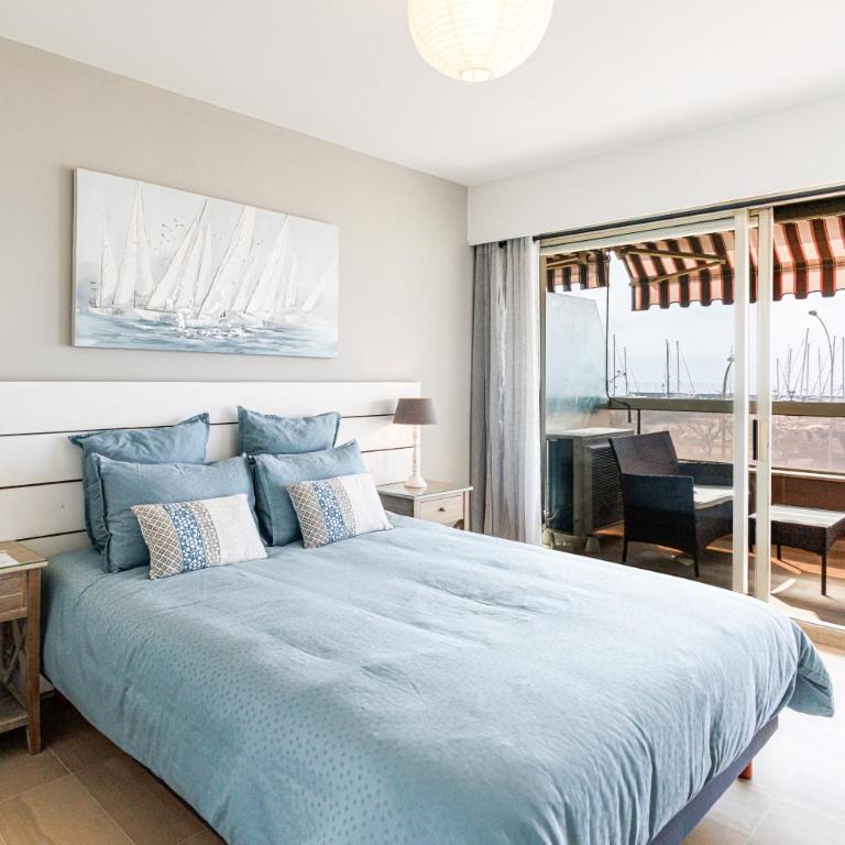 EP2A2 - Beautiful 1BDR with sea view - Swimming pool - AC - Parking - Apartment mit 1 Schlafzimmer, Meerblick und Terrasse - 4
