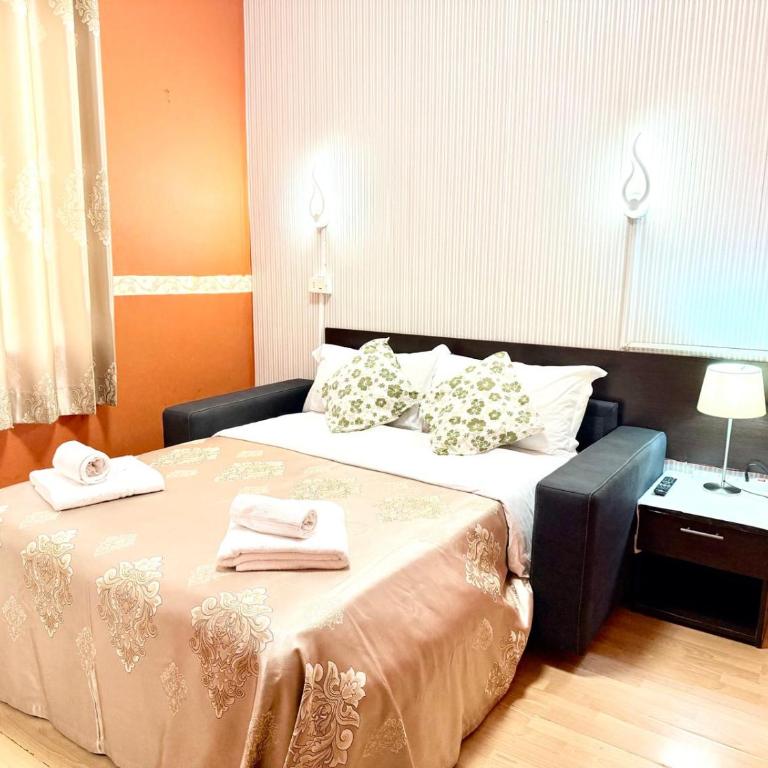 Green Guesthouse - Doppelzimmer mit Gemeinschaftsbad - 25