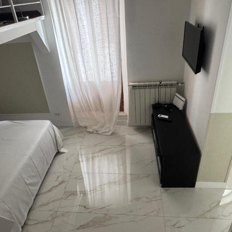 Vacanze Romane - Appartamento con 2 Camere da Letto - 2