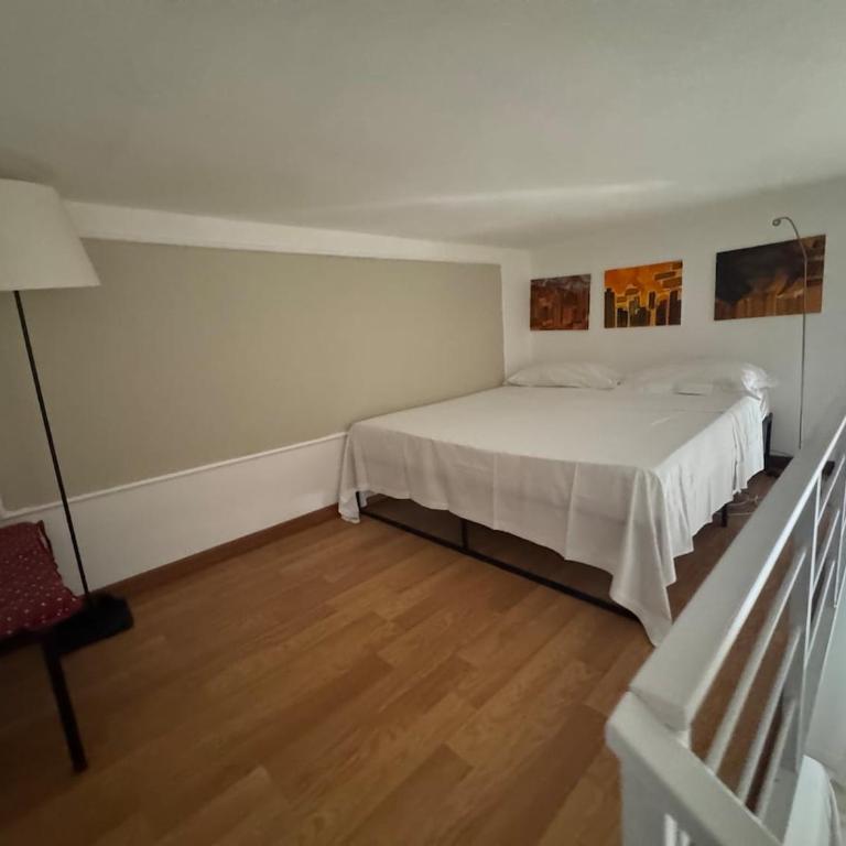 Vacanze Romane - Appartamento con 2 Camere da Letto - 40