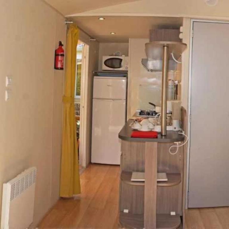 ZEcamping 4 étoiles 1km plage espace aquatique mobil-home TV 29m2 - Mobile Home 10 - 6