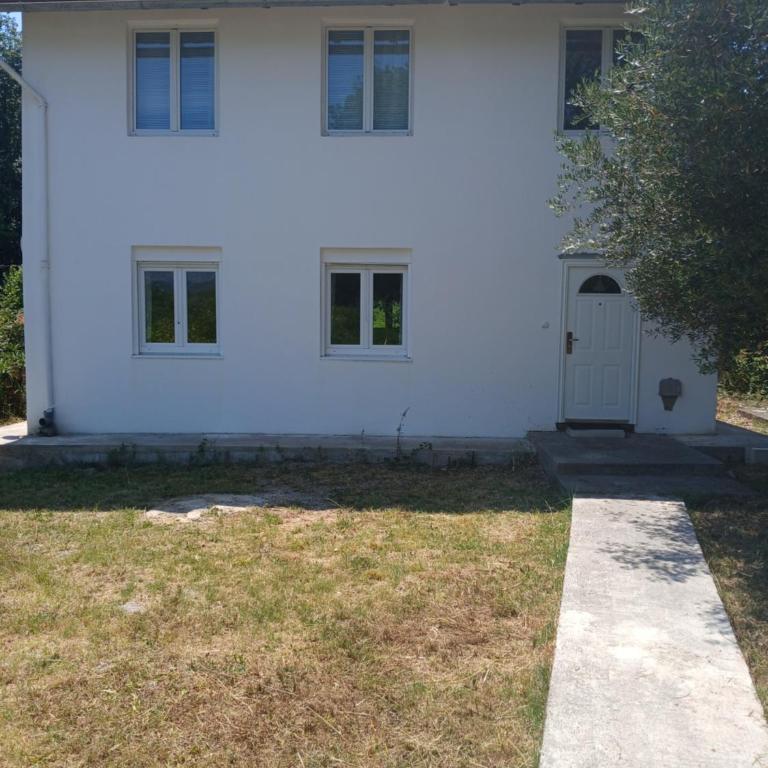 Radovici Family House - Kuća sa 4 Spavaće Sobe - 1