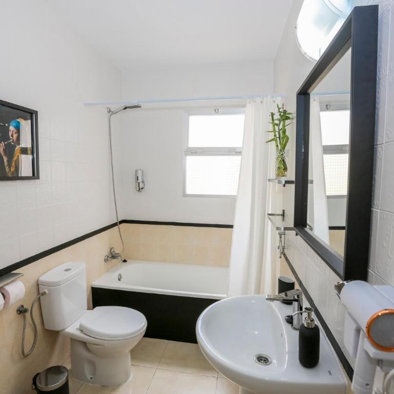 Real 1 - Three-Bedroom Apartment - 28