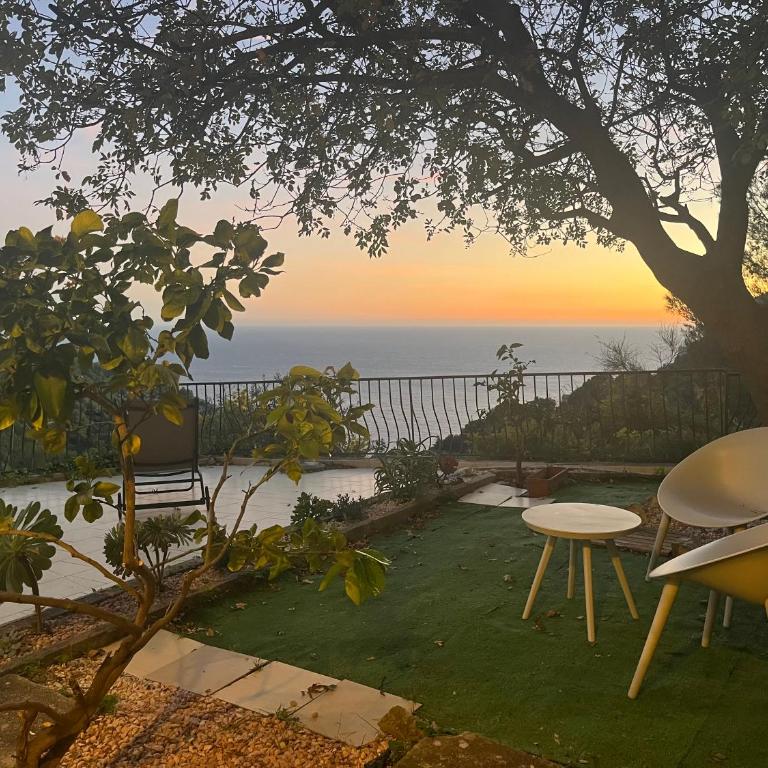 Appartement Eze Village proche Monaco fabuleuse vue mer et vieux village - Appartement 2 Chambres - 11