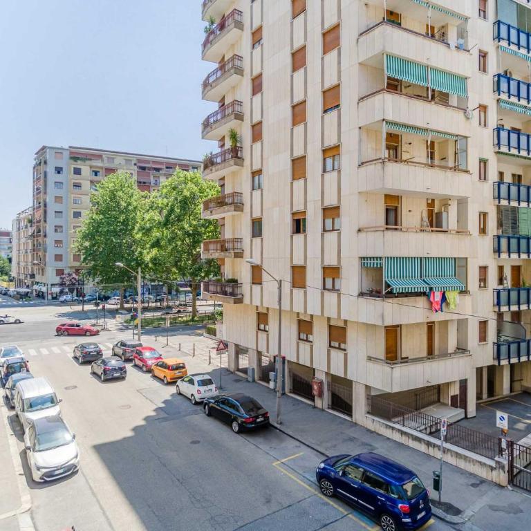 GuestHost - Stylish Retrò Apartment X6 in Turin - Appartamento con 3 Camere da Letto - 24