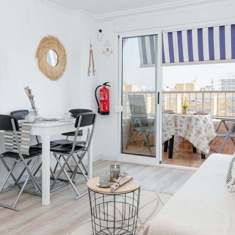 Apartamento con Parking y Piscina junto al Mar - Apartamento de 1 dormitorio - 13