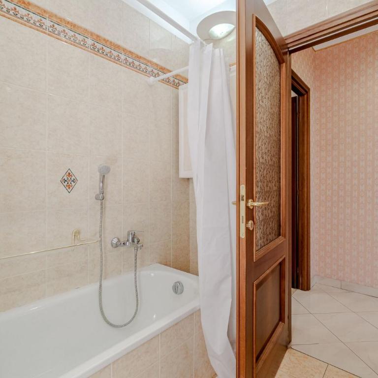 GuestHost - Stylish Retrò Apartment X6 in Turin - Appartamento con 3 Camere da Letto - 18