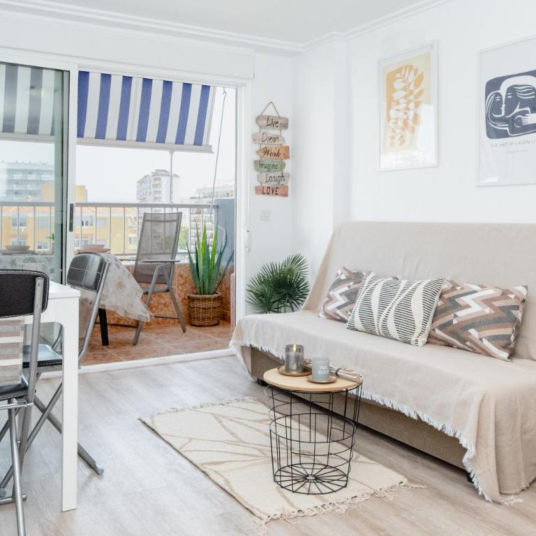 Apartamento con Parking y Piscina junto al Mar - Apartamento de 1 dormitorio - 48
