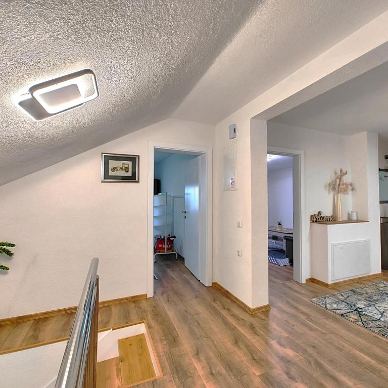 Apartman Una Paradies - Apartman sa 3 Spavaće Sobe - 31