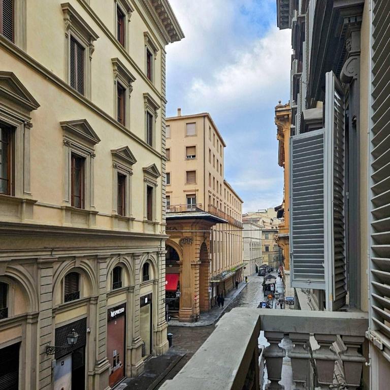 Tosinghi charme e spazio - Balcone con vista nel Centro - Appartamento - 32