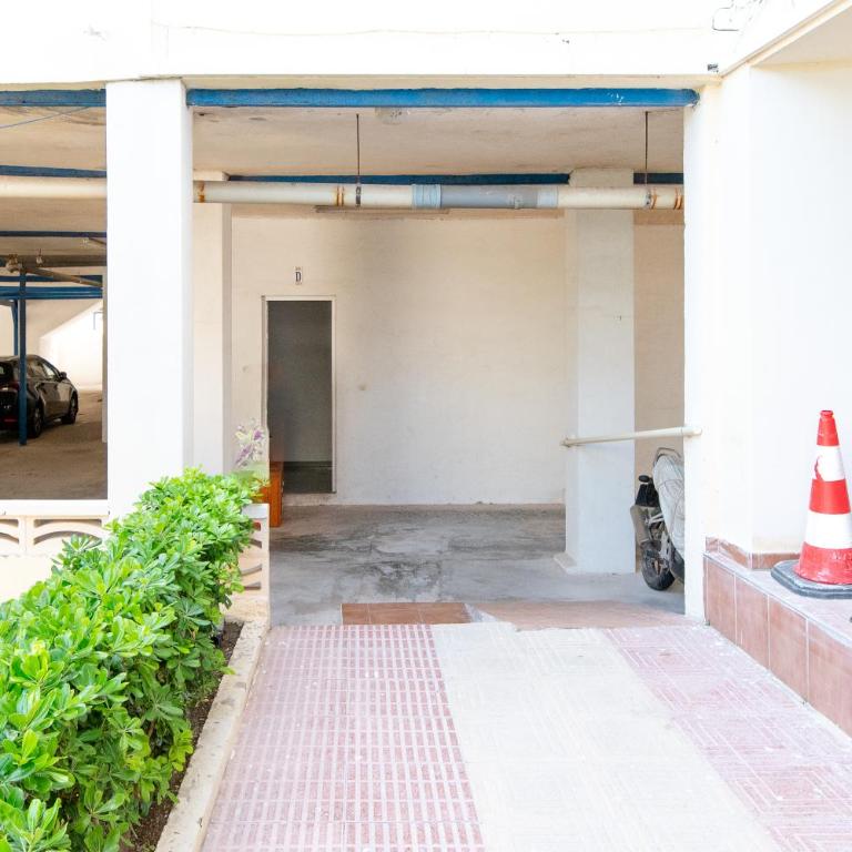 Apartamento con Parking y Piscina junto al Mar - Apartamento de 1 dormitorio - 71