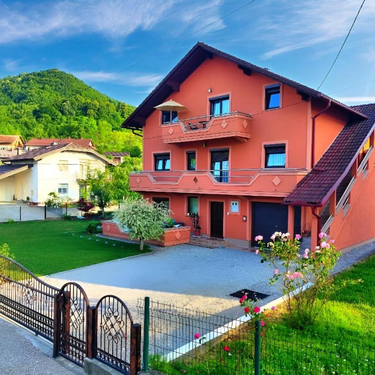 Apartman Una Paradies - Apartman sa 3 Spavaće Sobe - 39