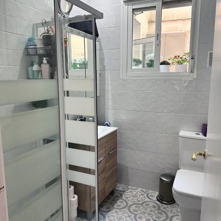 Delicias Hideaway Bajo con Patio Privado cerca de Atocha - One-Bedroom Apartment - 5