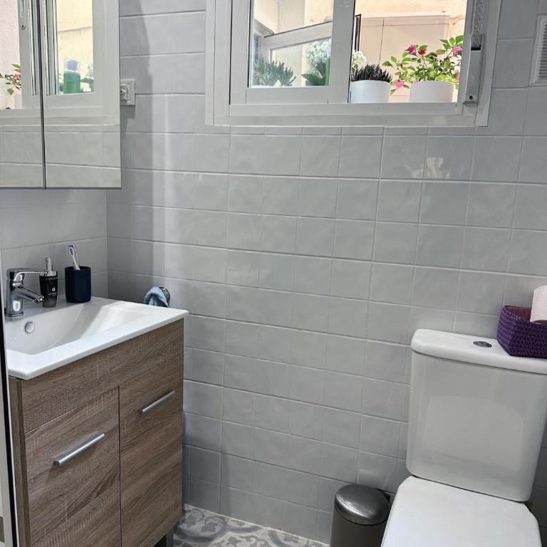 Delicias Hideaway Bajo con Patio Privado cerca de Atocha - One-Bedroom Apartment - 8