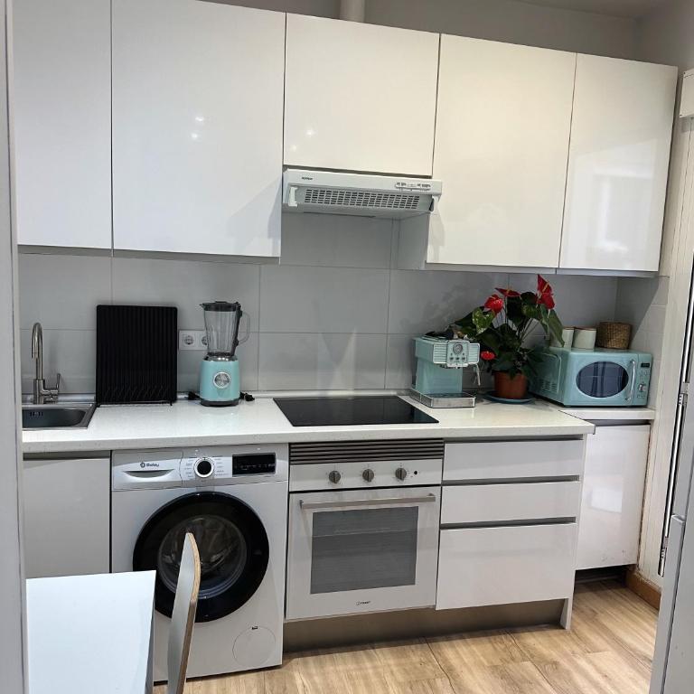 Delicias Hideaway Bajo con Patio Privado cerca de Atocha - One-Bedroom Apartment - 9