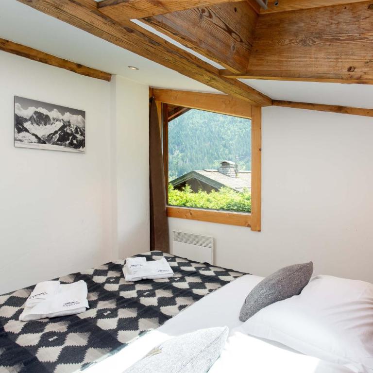 Chalet Martinique - Chamonix All Year - Three-Bedroom Chalet - 12