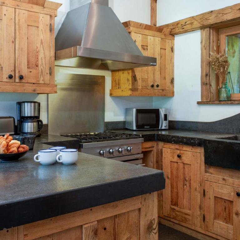 Chalet Martinique - Chamonix All Year - Three-Bedroom Chalet - 22