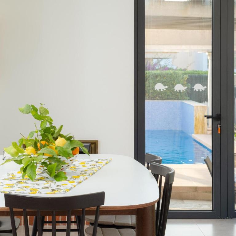 Estrel - Four-Bedroom Villa - 21