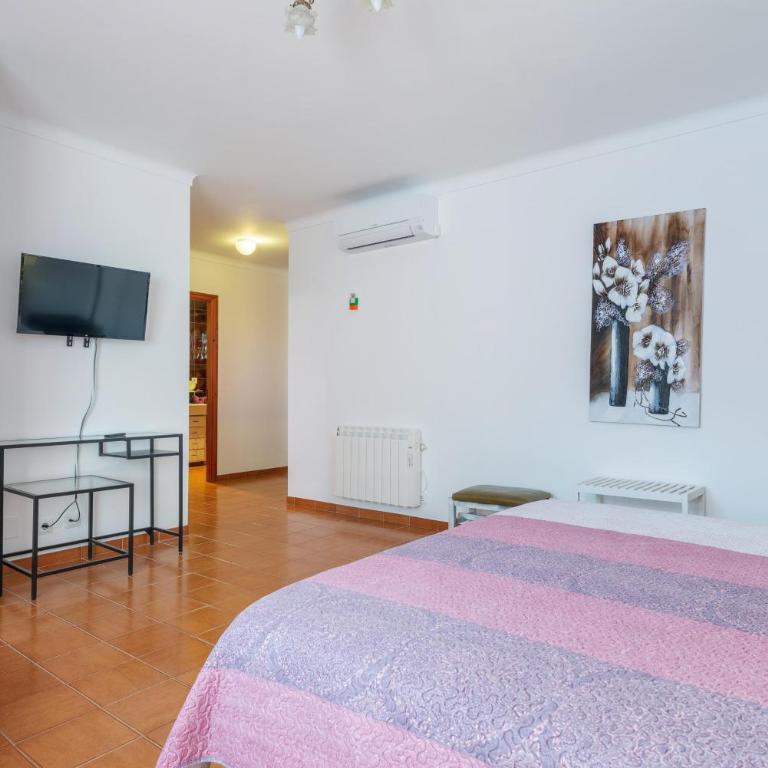 Estrel - Four-Bedroom Villa - 34