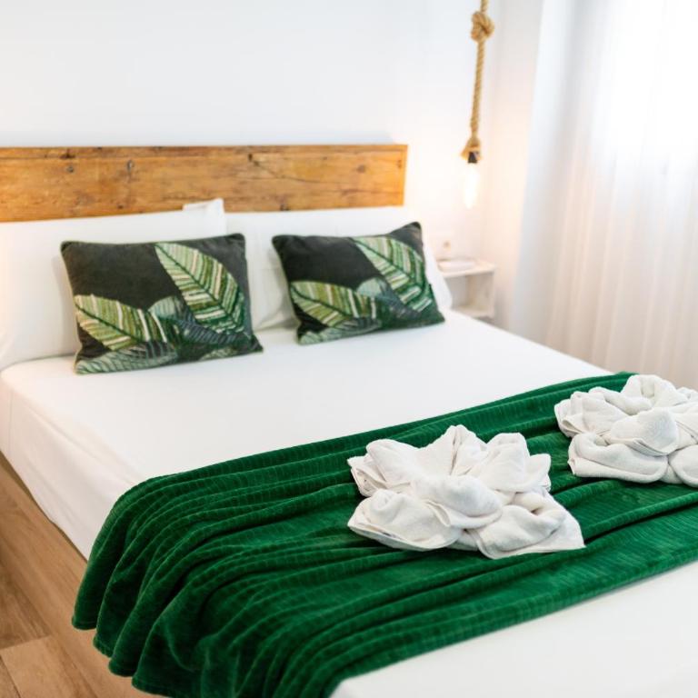 Casa Flor del Naranjo - Four-Bedroom House - 71