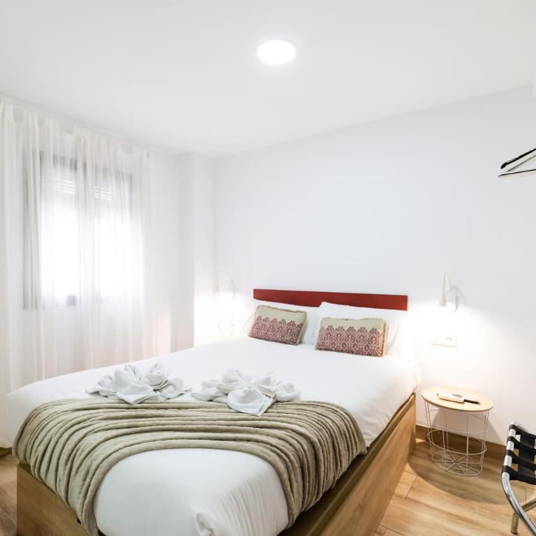 Casa Flor del Naranjo - Four-Bedroom House - 79