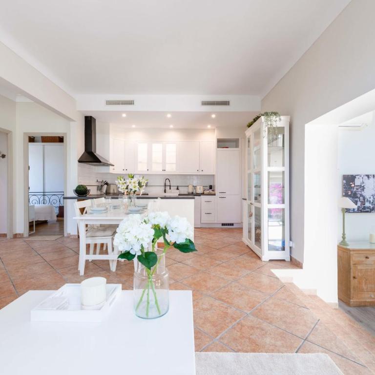 140m Villa with Pool Near Cannes - Villa - 15