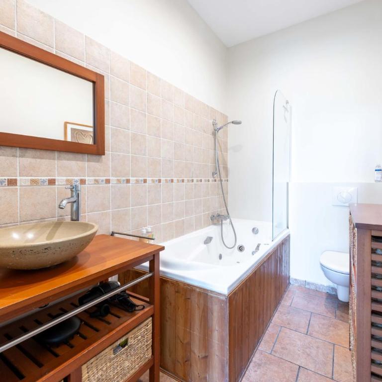140m Villa with Pool Near Cannes - Villa - 20