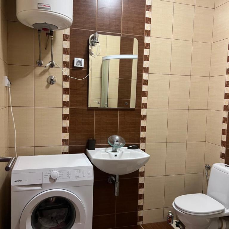 Beautiful comfort apartment - Apartman sa 2 Spavaće Sobe, Terasom i Pogledom na More - 13