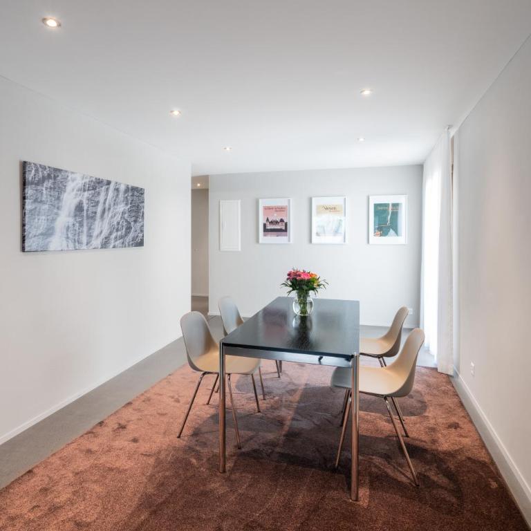 Modern City Apartments - Apartment with Terrace - 11