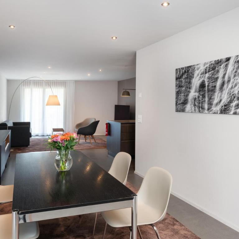Modern City Apartments - Apartment with Terrace - 3
