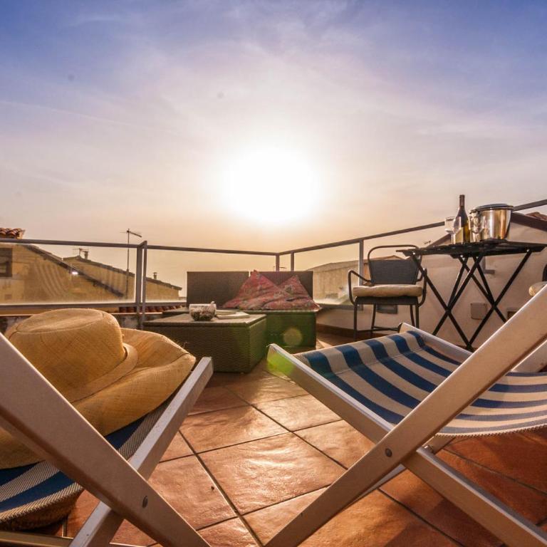 Penthouse Duomo - Apartment with Terrace - 33