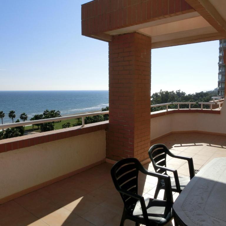 EDESSA - Primera Linea - Apartamento de 2 dormitorios con vistas - 2