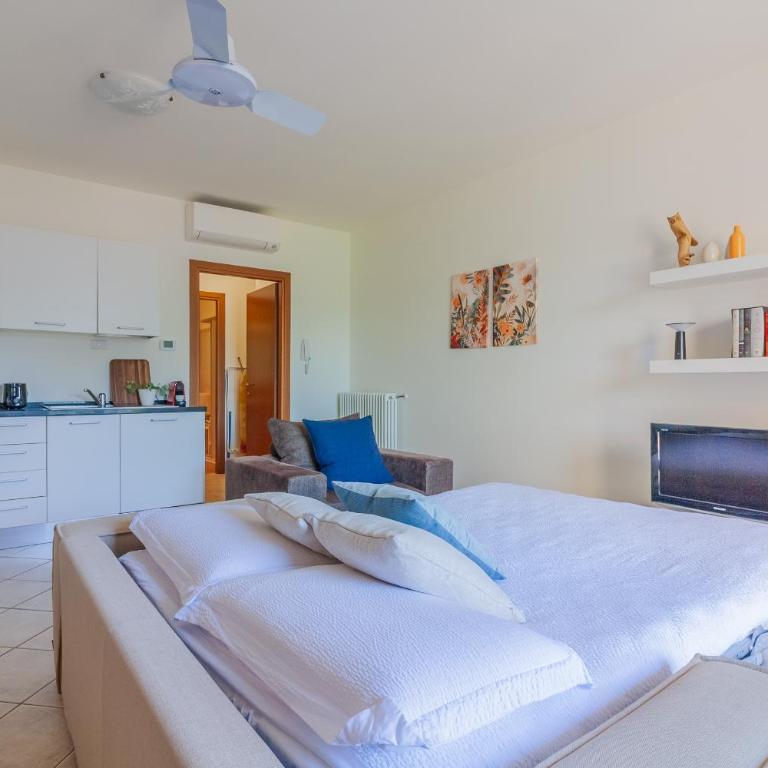 Giardino al Tramonto - Apartment with Lake View - 11