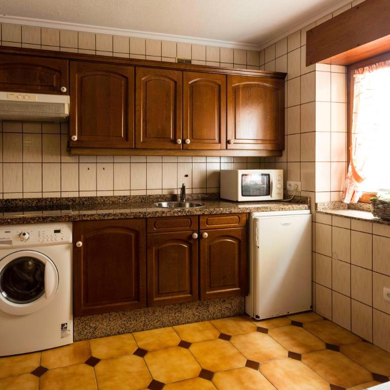 Apartamentos Cotiello - Two-Bedroom Apartment - 6