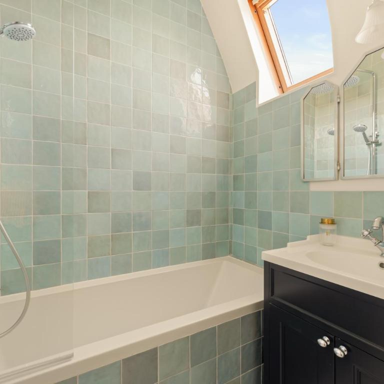 Le Manoir du Vert Galant - Studio (2 Adultes) - Vue sur Jardin - 7